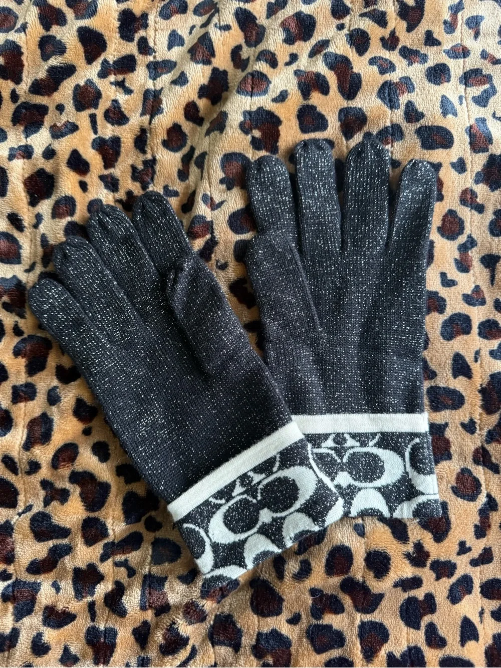 Coach Black Glitter Knit Gloves with White Signature Cuff